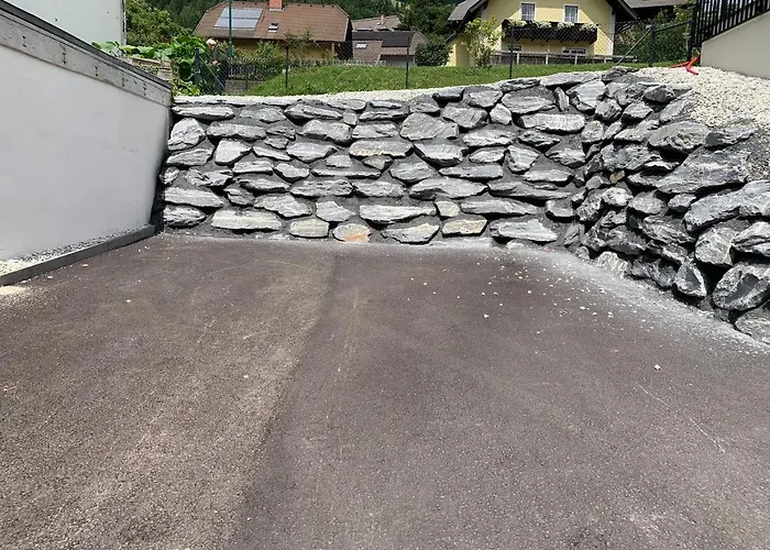 Siri Zentrum Mit Garten Daire